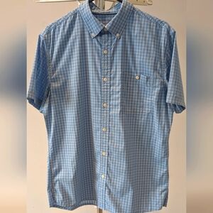 Men's Croft & Barrow Slim Fit Short Sleeve Button Down. Blue checkered pattern